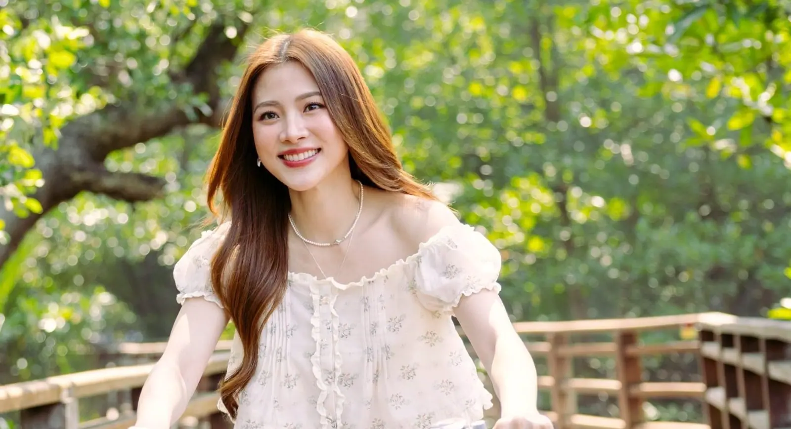 สุขทันที ที่เที่ยวไทย กับ “ใบเฟิร์น พิมพ์ชนก”