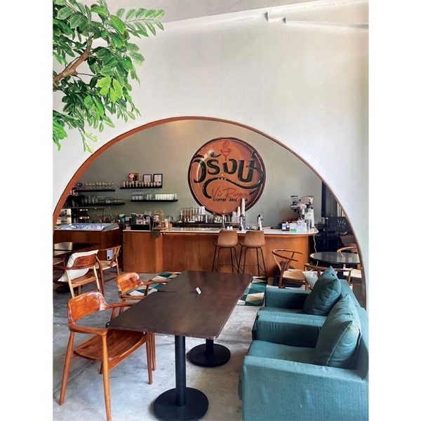 วิรังษ์ คอฟฟี่แอนด์บาร์ อร่อยหรู ย่านเมืองเก่า