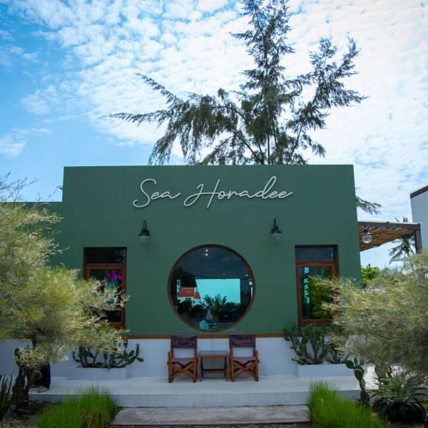 ซีห์ หรดี คาเฟ่ที่มีทะเล